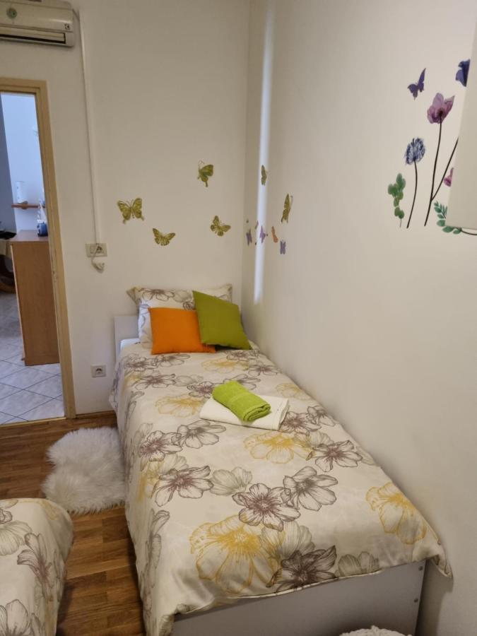Apartment Ely Rabac Extérieur photo